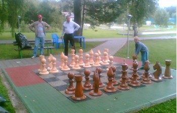 Комплект больших шахматных фигур из дерева ШД-78